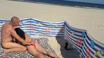 Laluna-Love's Wild Beachside Romp: Stepsister Seduction
