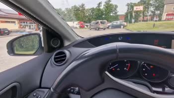 HottPussy118's Car Flash Flirtation: Amateur Public Masturbation Delight