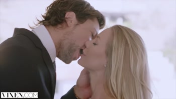 VIXEN Nicole Aniston Surprises Her Boyfriend With Hot Sex