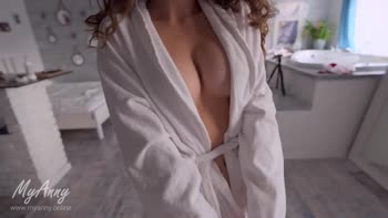 MyAnny's Romantic Bathroom Quickie: Amateur Teen (18+) Cumshot