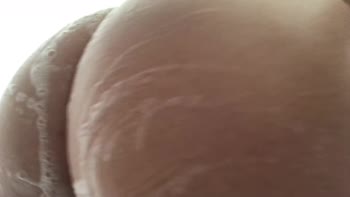 Sarah Rydes' Soapy Shower Seduction: Big Ass Bouncing & Boobs