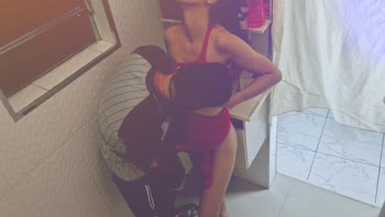 renatasurtada - Renata Surtada's Wild Bathroom Bash in Public