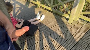 AlexSanderOfficial - Alex's Lakeside Surprise: Public Handjob & Masturbation