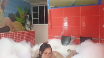 SophiayDaveds' Sultry Jacuzzi Encounter: Passion Ignites