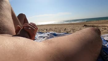 Juicy July's Beachy Bliss: Mutual Masturbation and Pissing in Public