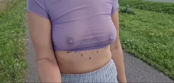 HottPussy118's Public Nipple Flash: Big Tits Exposed in Broad Daylight