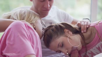 Blonde Bombshells Leah Maus and Leila Fiore Share Steamy Threesome