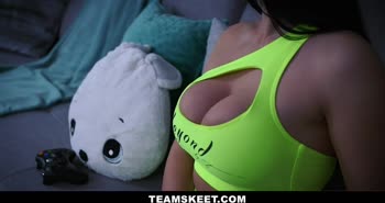 Locked Down TikToker's Big Ass Frenzy with Neior
