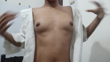 Desi Girl's Solo Squirt Show: Desi_Girl23's Big Ass Masturbation