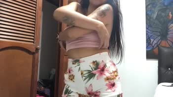 Katy_sex's Secret Solo: A Blonde Bombshell Struts Her Stuff at Home