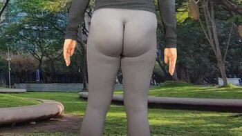 Lucas Nathan King's Surprising Gym Flash - Big Bubble Butt and Cumshot