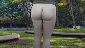 Lucas Nathan King's Surprising Gym Flash - Big Bubble Butt and Cumshot