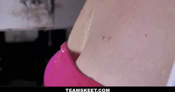 Kiara Edwards' Sweaty Seduction at the Gym: Big Ass, Big Dick, Cumshot