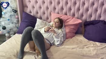 Montanasvibe's Horny Step Sis Unwinds after School