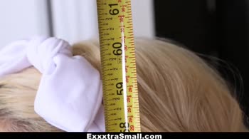Hope Harper's Petite Frame Stretched to the Limit by Sean Lawless' Big Cock