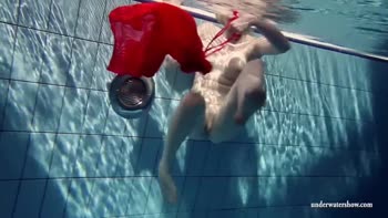 Lucie's Sizzling Underwater Solo Show