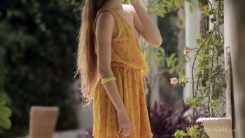 Heidi Romanova's Outdoor Shower Seduction: A Russian Babe's Solo Delight