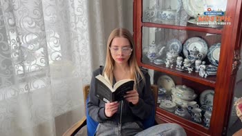 Californiababe's Stepsis Seduction: Anal & Cum-Filled Glasses
