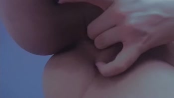 Gummy Nia's Sultry Solo: Creamy Masturbation Bliss