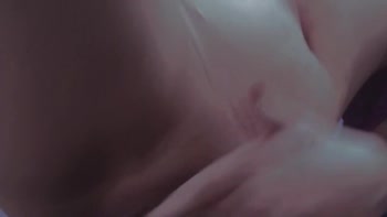 Gummy Nia's Sultry Solo: Creamy Masturbation Bliss