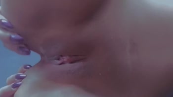 Gummy Nia's Sultry Solo: Creamy Masturbation Bliss