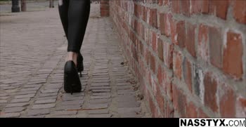 Tiffany Tatum & Nata Ocean's Threesome Seduction