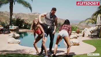 Luna Star and Karla Kush Share a Big Cock in a Sizzling Public Threeway