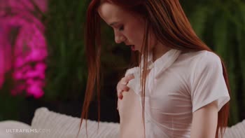 Sherice's Sultry Solo: Redhead Delights with Phone-Porn Frenzy
