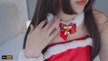 MeeHuTao's Christmas Present: Cute Maid POV Fuck