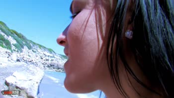 Jordanne Kali's Arabian Threesome Seduction: Beachside Anal & Blowjob