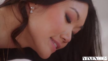 VIXEN Perfect Beauty Lucy Mochi Devours Her Boyfriend's Huge Cock In Passionate Sex