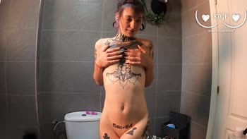 SmallTittyGirlfriend's Toy Test: Wet & Tight