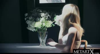 Gorgeous Blonde's Fingered Frenzy to Orgasmic Bliss