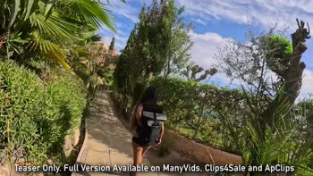daringkiara - Daring Kiara's Shocking Squirting Flash in Public