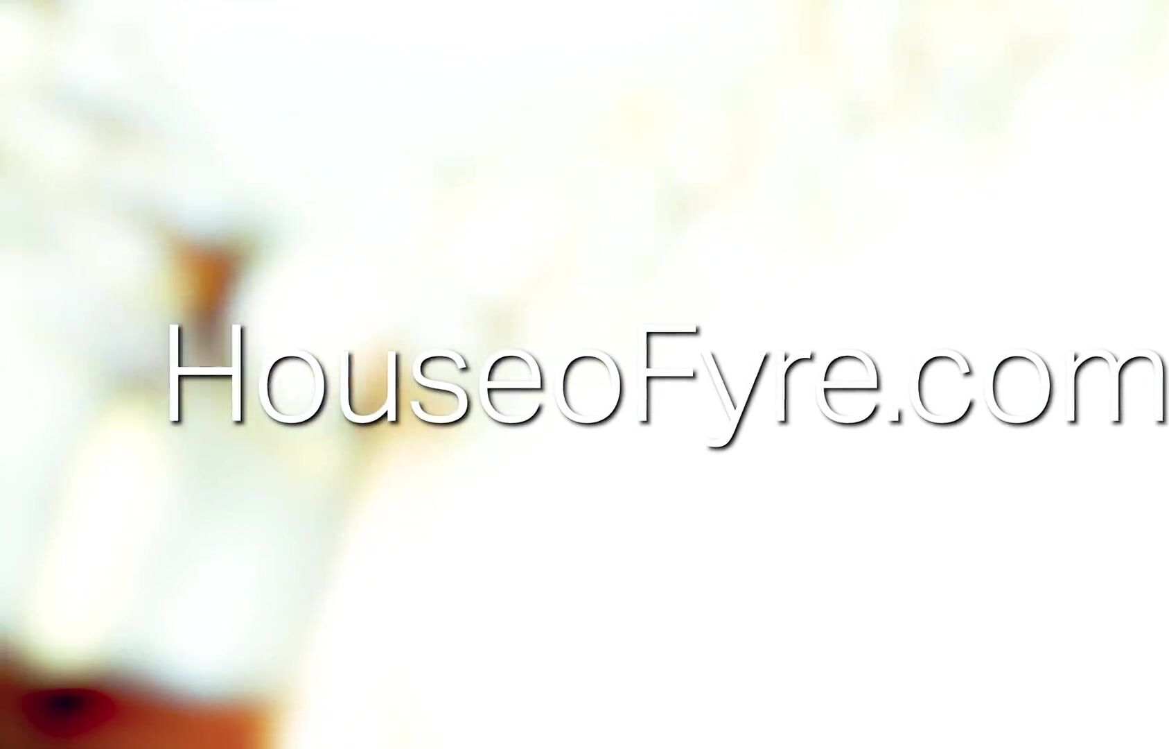 Payton Preslee Fucked Super Rough in Jugs for Wiener Hugs
