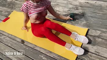 Mia Fire's Fitness Flex: Blonde Bombshell in 60FPS POV Blowjob & Anal