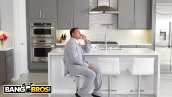 Ava Addams Cheats on Wedding Day with Best Man Johnny Castle