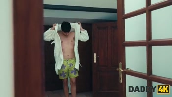 DADDY4K. If He Knew What Was Behind Him, He’d Be Stunned