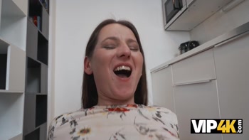 VIP4K. Livia Venom know how to Seduce a man