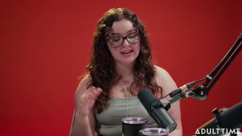 Leana Lovings: Unfiltered & In Focus