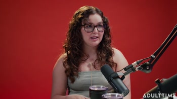 Leana Lovings: Unfiltered & In Focus