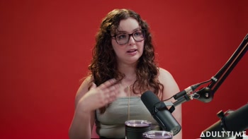 Leana Lovings: Unfiltered & In Focus