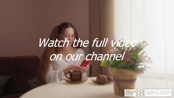 Flamy Nika's Solo Sensation: Hot Teen (18+) Masturbates in HD