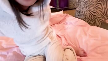Technical Knock Sex's Petite Stepdaughter Drinks Daddy's Sperm