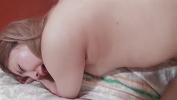 Hot Japanese babe getting her pussy licked and dicked