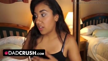 Sexy Teen (18+) Caught Stepdad Jerking off Offers Her Pussy to Help Him Cum
