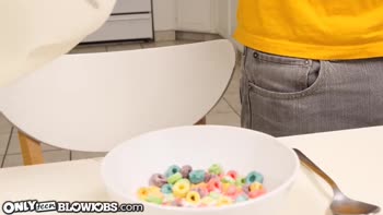 Keira Croft's POV Breakfast Blowjobs: Deepthroating Alex Jett's Massive Cock