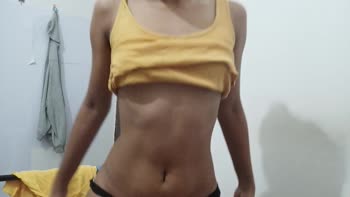 Desi_Girl23's Sizzling Solo Show: Big Ass Indian Milf Teasing