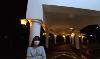Public Handjob Delight: Aiko Maine Spills Secrets on the Bus