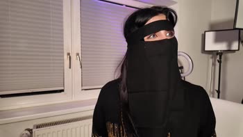 Mira and jisuon - Mira's Seductive Solo: Anal Delights & Handjobs